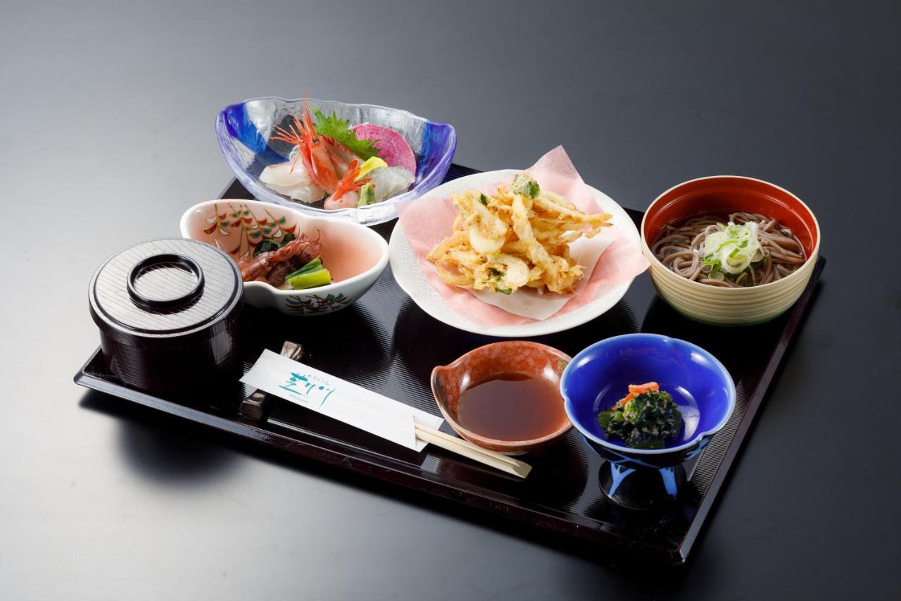 Fukuno Town Hotel A・Mieux Nanto Eksteriør bilde